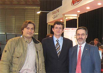 D. Alexander M. Gray, Director General de ¿Y si Viajas?, D. Manuel Sos, Director Gerente de Pipeline Software y D. Juan José Oliván, Presidente Ejecutivo de AIRMET.